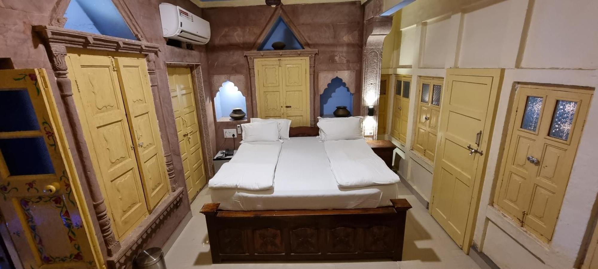 Suraj Haveli Apartment Джодпур Стая снимка